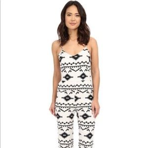 'Daphne' Geo Print Jumpsuit
BB DAKOTA